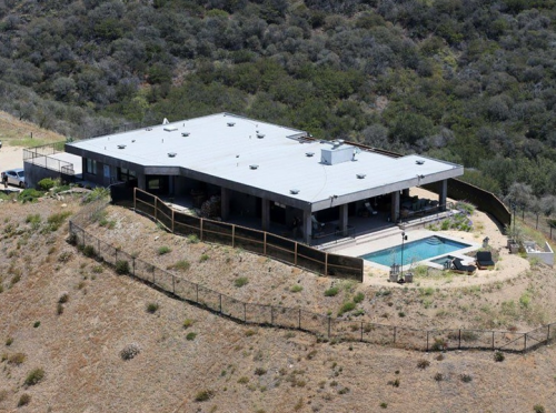 esta es la casa de Caitlyn Jenner que se perdi&oacute; en el fuego. (Foto: oficial) 