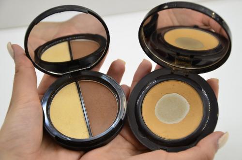 Bases en polvo: una traslúcida, una oscura y polvos de tu tipo de piel. (Foto: Selene Mejía/Soy502) 