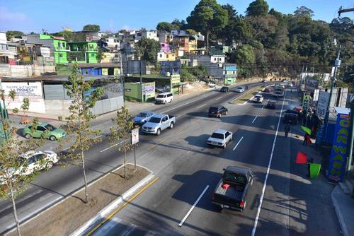 El tránsito cada vez es más complicado en San Lucas ya que luego de la habilitación del Libramiento de Chimaltenango más carros circulan por la ruta Interamericana. (Foto: Archivo/Soy502)