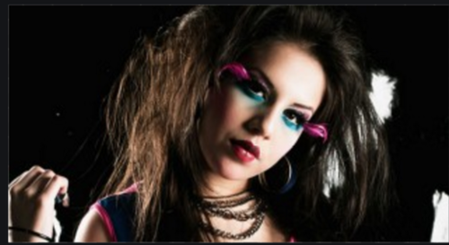 Roudha plasmó su Electrokey en su look. (Foto: Fabiola Roudha Oficial) 