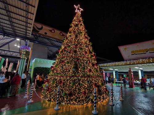 Irtra, Petapa, Mundo Petapa, Guatemala, Show, espect&aacute;culo, Navidad, Show de luces, Santa Claus, desfile navide&ntilde;o, personajes