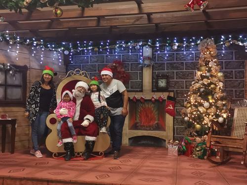 Irtra, Petapa, Mundo Petapa, Guatemala, Show, espect&aacute;culo, Navidad, Show de luces, Santa Claus, desfile navide&ntilde;o, personajes