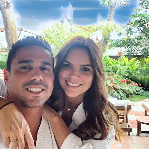 Ella y su esposo disfrutaron unas rom&aacute;nticas vacaciones. (Foto: Instagram) 