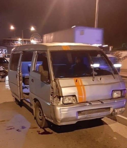 Este es el bus atacado la noche del martes.