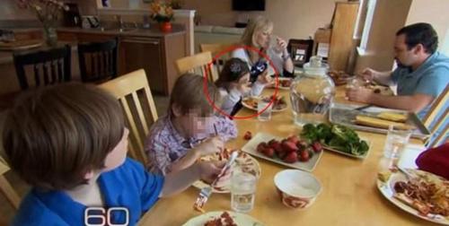 La chica compart&iacute;a con la familia mientras su caso se esclarec&iacute;a. 