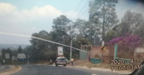 Aquí se puede observar un vehículo a nombre del exdiputado Estuardo Galdámez. 