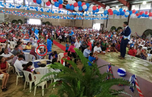 Jos&eacute; Manuel "El Moyo" Contreras lleg&oacute; a Pet&eacute;n para acompa&ntilde;ar a JJ Paredes. 