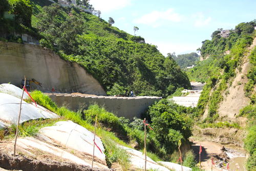 Dos de los cinco puentes son de mayor longitud, mientras que los otros permiten cortas conexiones. (Foto: Fredy Hernández/Soy502)