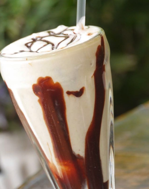 (Fotograf&iacute;a: @cafeatitlan)