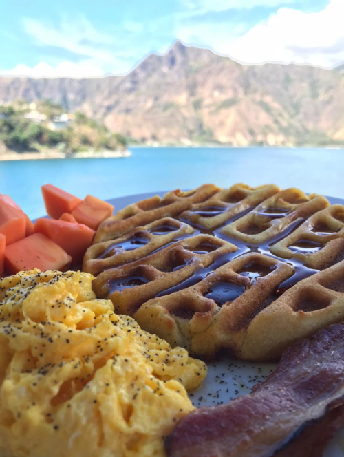 (Fotograf&iacute;a: @cafeatitlan)