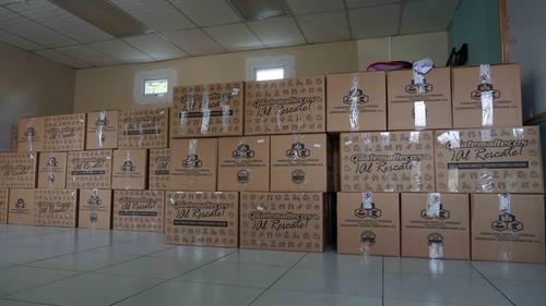 Depresión tropical ETA, ayuda, donaciones, Fundación Castillo Córdova, caja, alimentos, Incaparina, frijoles, Super 24, Guatemala, Soy502