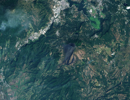 Así luce el volcán Pacaya desde el espacio. (Foto: NASA)