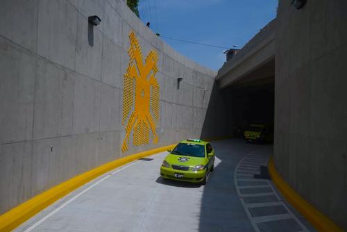 El mural Kab'awil se encuentra en la salida del viaducto. (Foto: Wilder López/Soy502)