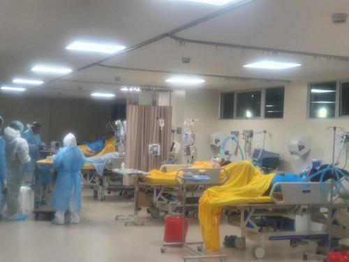 hospital villa nueva, saturados, covid 19