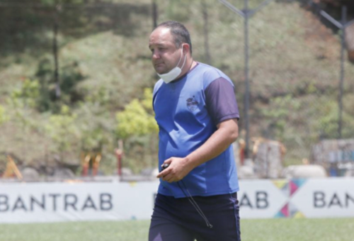 Rafael Diaz entrenador Guastatoya