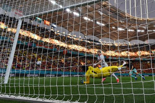 Pese al esfuerzo de Macedonia, Austria se llevó el triunfo al anotar tres goles. (Foto: AFP)
