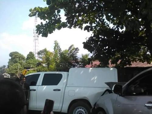 El vehículo que conducía el alcalde, impactó contra el carro del MP. 