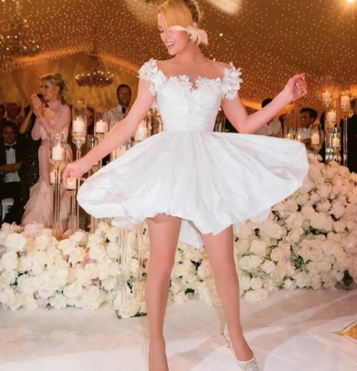 Otro vestido de paris. (Foto: Instagram)