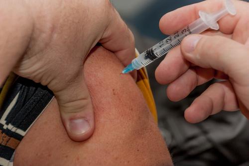 La vacunación puede prevenir una reinfección estiman los científicos. (Foto: archivo/Soy502)