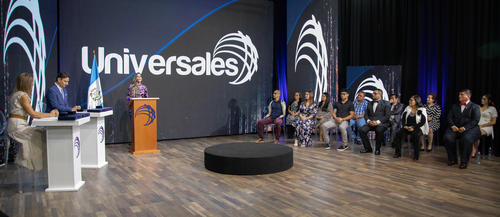 Guatemaltecos Ilustres, investidura, Seguros Universales, Guatemala, Soy502