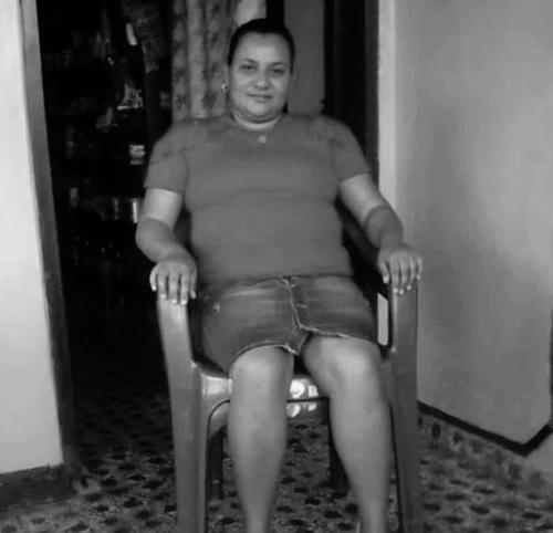 Irma Aracely Solis Meza de 40 años fue atacada a balazos, mientras participaba en un culto evangélico en una iglesia en Honduras. (Foto: redes sociales)