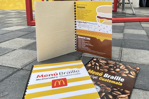 McDonald's renueva los Menús Braille, Comité Pro Ciegos y Sordos de Guatemala, McCafé, Guatemala, Soy502