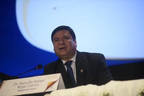 Ranulfo Rafael Mendez Cetina, entreg&oacute; la presidencia del TSE anunciando el convenio con Meta. (Foto: Wilder L&oacute;pez/Soy502)