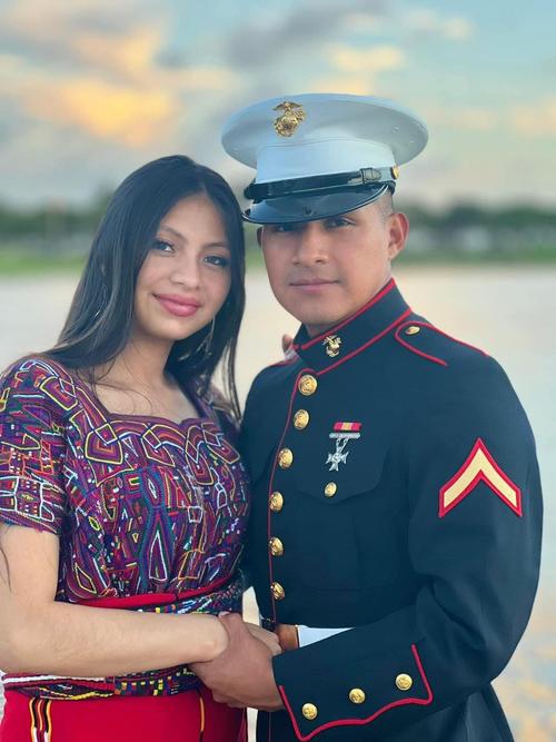 Los novios lucieron muy contentos por el compromiso adquirido. 