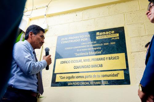 Renace, edificio educativo, centro tecnológico, Hidroeléctrica, educación, Guatemala, Soy502