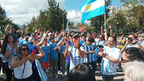 Plaza Argentina, guatemala, mundial qatar 2022