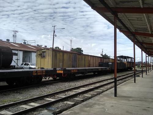 Las plataformas se encuentran en buena condiciones para transportar mercancías. (Foto: Heidi Loarca/Soy502)