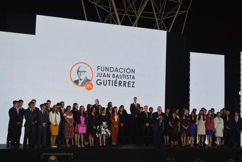 Becas, Fundación Juan Bautista Gutiérrez, CMI, Beca Isabel Gutiérrez de Bosch, Guatemala, Soy502