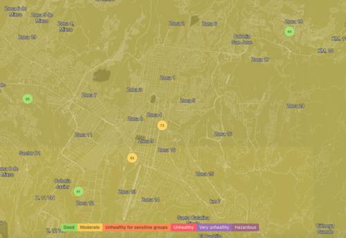 EL mapa muestra que la calidad del aire es buena a moderada. (Foto: captura de pantalla)