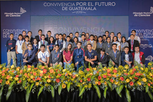 Universales celebra 60 años de trayectoria, asegurados, colaboradores, software, ranking, Great Place to Work, Galardón Guatemaltecos Ilustres, Guatemala, Soy502