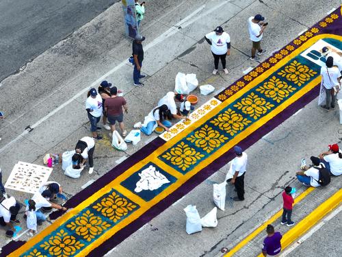 Los voluntarios plasmaron una obra impresionante. (Foto: Muni Guate)