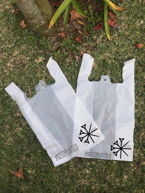 La empresa de "Gaby" ofrecía bolsas desechables biodegradables. (Foto: Facebook)