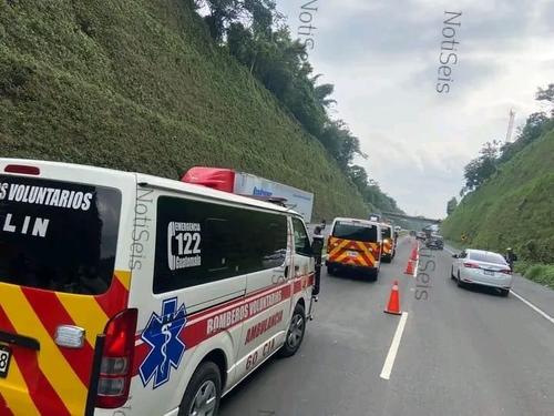 Varias ambulancias han legado a atender a los heridos. (Foto: Noti Seis)