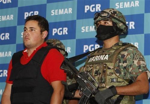 Jesús Alfredo Guzmán Salazar ya habría sido detenido en una ocasión, pero las autoridades no pudieron comprobar su participación en actos ilícitos. 