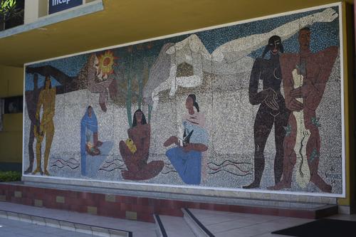 El mural forma parte de las instalaciones de un edificio en la zona 11 capitalina.  (Foto: Wilder López/Soy502) 