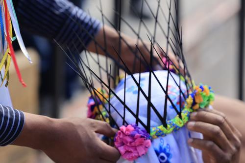 Los gateadores tambi&eacute;n se colocan corona de espinas. (Foto: Ministerio de Cultura)