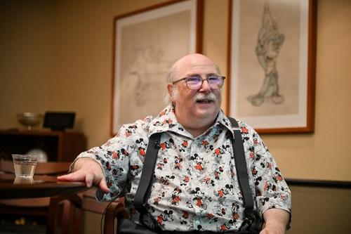 Eric Goldberg, el legendario animador de Disney que dise&ntilde;&oacute; al Genio en "Aladdin". (Foto: AFP)