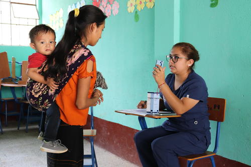 Programa, Guatemaltecos por la Desnutrición, Castillo Hermanos, Huehuetenango, Guatemala, Soy502