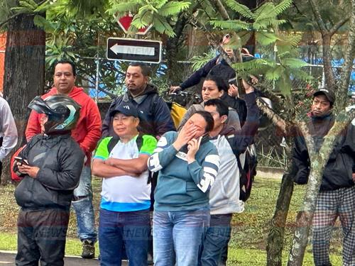 Familiares quedaron consternados tras ver lo sucedido. (Doña News Amatitlán)