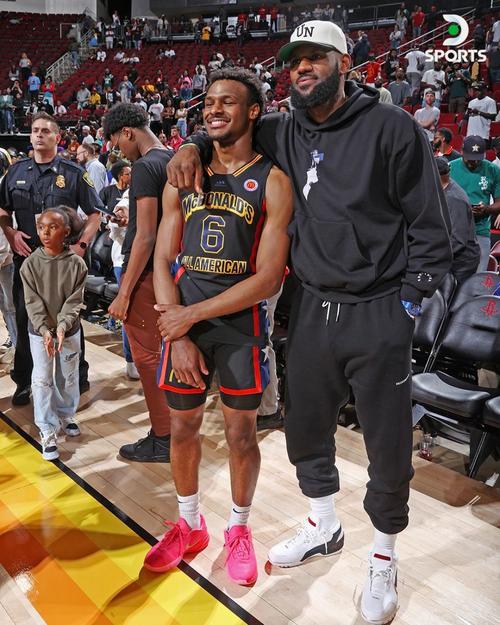 LeBron James, hijo, paro card&iacute;aco 