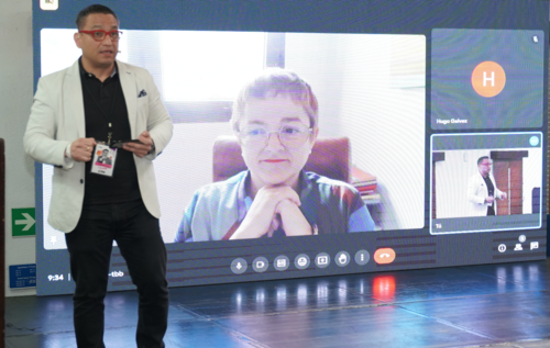 Fidel la Riva y Macarena Estévez (Foto: Festival de Antigua)