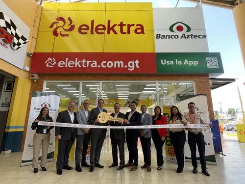 Inauguración, Tienda Elektra, Plaza San Rafael, Banco Azteca, Guatemala, Soy502