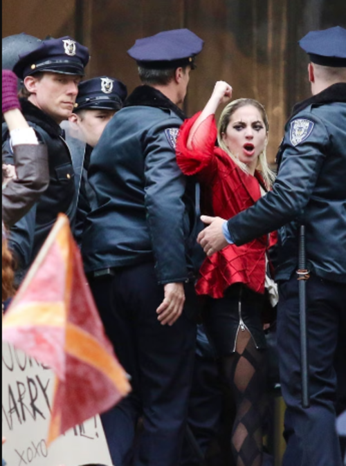 Lady Gaga durante las grabaciones de Joker 2. (Foto: BackGrid)