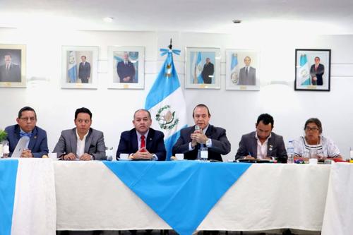 El PDH actuó como mediador en las negociaciones entre los 48 Cantones y SAT. (Foto: PDH)