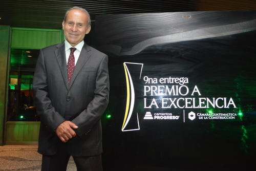Premio a la Excelencia, Cementos Progreso, Centro Cultural Miguel &Aacute;ngel Asturias, Guatemala, Soy502