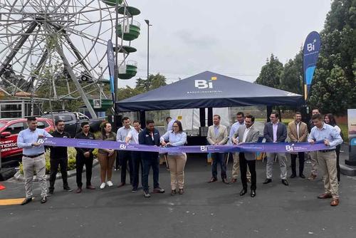Festival Crediauto, Banco Industrial, Naranjo Mall, autom&oacute;vil nuevo, Guatemala, Soy502